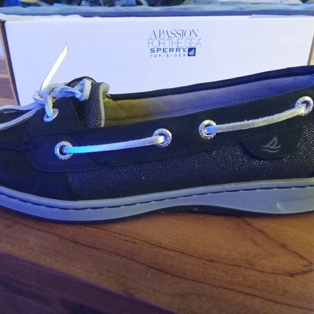 Sperry boat shoes, slip on shoes. Black/silver/gray. Size 7.5